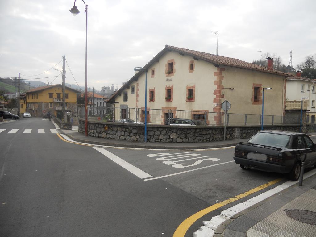 Apartamentos Aldagaia Hernani Luaran gambar